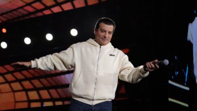 إيهاب توفيق يحيي حفلا غنائيا كامل العدد بالقاهرة الجديدة