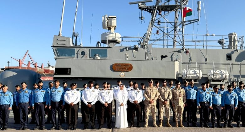 «استقلال» يشارك عمان احتفالات اليوم الوطني