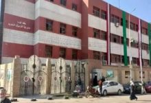 اعتداء عاملة على معلمة بكتر داخل مدرسة في الخصوص