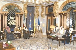 الأمير لا تشكيك في ولاء أحد