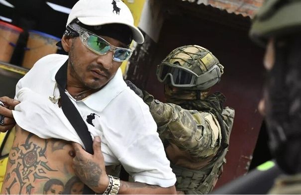 الإكوادور تعلن القبض على أحد أخطر تجار المخدرات في...