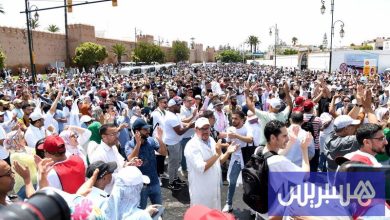 الاحتقان يعود إلى قطاع الصحة .. والممرضون يتهمون الوزارة بـ"المماطلة"