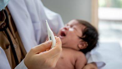 الالتهاب الرئوي عند الأطفال الرضع... أعراض مبكرة لا يجب تجاهلها