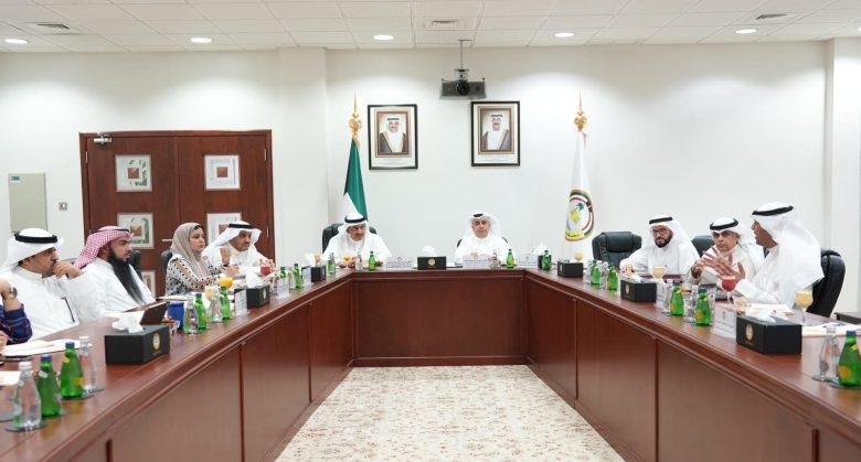 «الخدمات العامة في الجهراء» تبحث مشروع المطوّر العقاري وملفات الخدمات في المحافظة ومدينة المطلاع