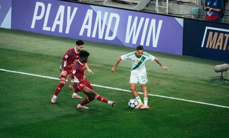 الشارقة يفوز على حامل اللقب في عقر داره