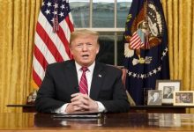 المحكمة العليا الأميركية تشكك في قانونية رسوم ترامب الجمركية