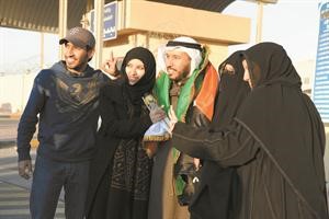 المعارضة مصرة على مطالبها وشباب الاقتحام إلى الحرية