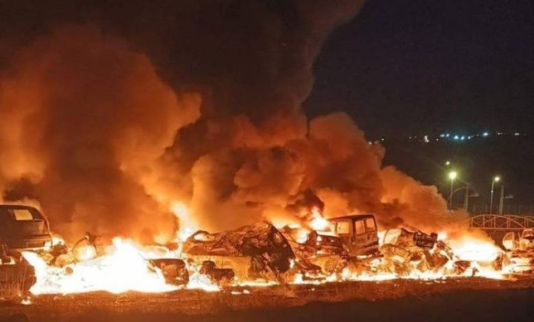 النيران التهمت عشرات المركبات.. ميليشيات المستوطنين تحرق مشطبا للمركبات في حوارة 