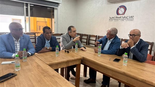 بالصور .. وفد مؤسسة رسالة السلام يلتقى مع رئيس النقابة الوطنية للصحافة المغربية