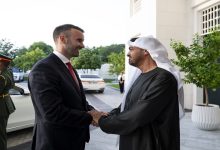 بالفيديو والصور.. رئيس الدولة ورئيس وزراء مونتينغرو يبحثان علاقات البلدين