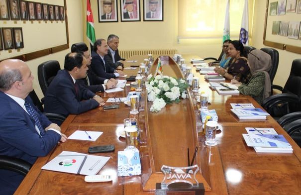 بحث التعاون بين جمعية رجال الأعمال والسفارة السريلانكية...