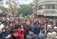 بعد الأكراد والدروز..العلويون يتظاهرون من أجل اللامركزية في سوريا