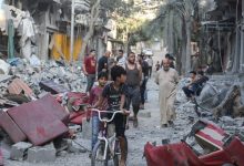 بعد ليلة دامية في غزة.. الاحتلال يواصل خروقاته بالقصف المدفعي ونسف المباني