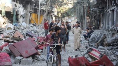 بعد ليلة دامية في غزة.. الاحتلال يواصل خروقاته بالقصف المدفعي ونسف المباني
