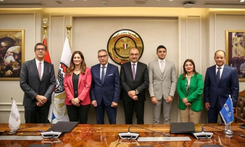 بنكا الأهلي المصري والتجاري الدولي يمولان إنشاء أول مصنع لإنتاج أقراص وحبيبات الكلور في مصر وأفريقيا