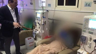 تحقيق ونقل طبيبتين ومكافأة لممرضة.. قرارات فورية خلال جولة نائب وزير الصحة لمستشفى الشروق