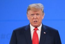 ترامب يعود إلى واشنطن على خلفية المحادثات المستمرة حول...