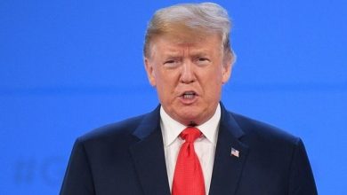 ترامب يعود إلى واشنطن على خلفية المحادثات المستمرة حول...