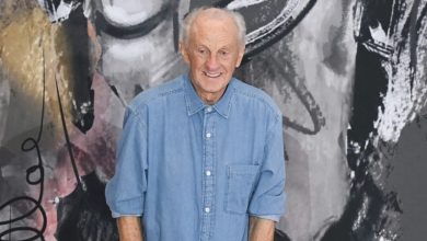 ترك إرثاً من الإبداع والرقي.. رحيل صانع أناقة الأميرة ديانا بول كوستيلوي