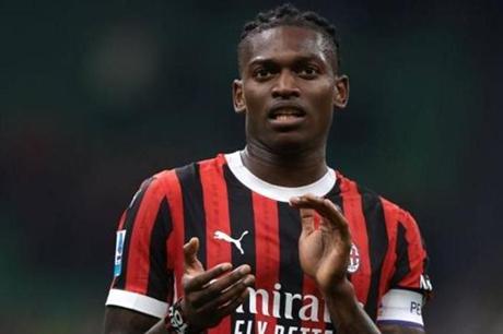 تصريح حَماسي من لياو بعد فوز ميلان على روما