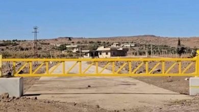 جيش الاحتلال يعزل قرية بريف القنيطرة ويضع بوابة حديدية على مدخلها