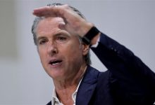 حاكم كاليفورنيا يشبه ترامب بـ"كرة الهدم"