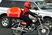 حبس عامل دليفري متهم بابتزاز الفتيات والسيدات بفيديوهات مفبركة في مطروح