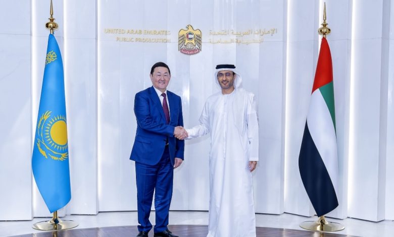 حمد الشامسي يستقبل المدعي العام لجمهورية كازاخستان