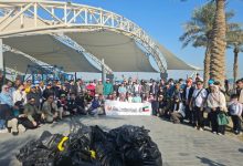 حملة لـ«موئل» وسفارات «آسيان» لتنظيف شاطئ الشويخ