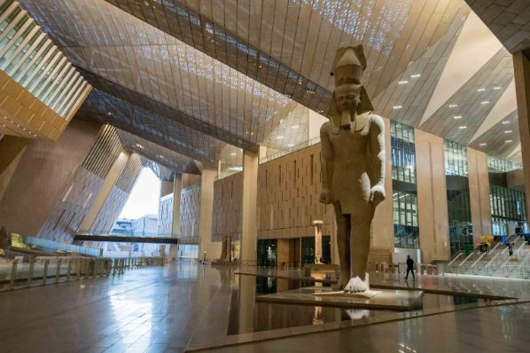 رئيس اتحاد الأثريين العرب: المتحف المصري الكبير مشروع قومي بأهمية السد العالي