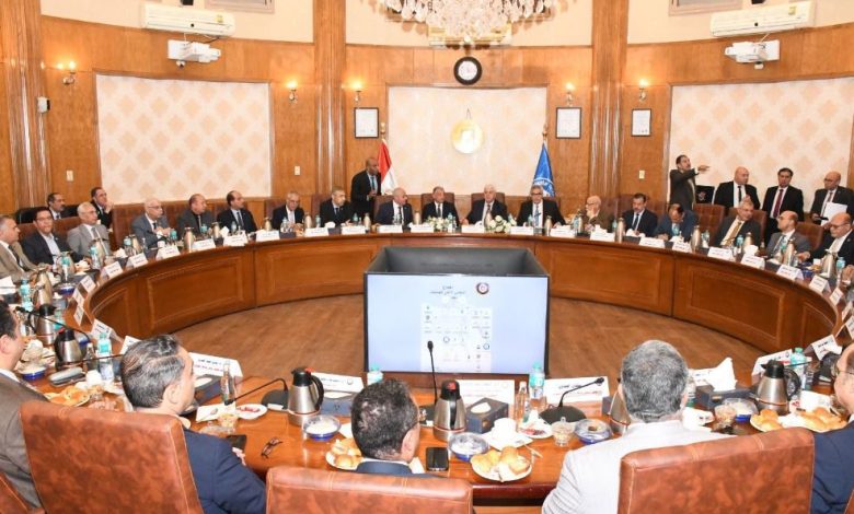 رئيس جامعة أسيوط: نُعزز دور الأنشطة الطلابية لرفع الوعي لبناء الإنسان