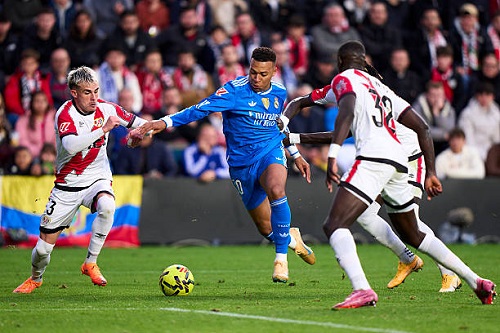 رايو فاليكانو يفرض التعادل على ريال مدريد في الليجا