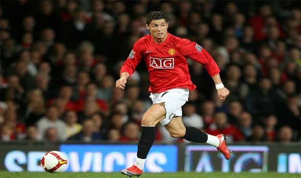 رونالدو يقود قائمة البرتغال لمواجهتي أيرلندا وأرمينيا في تصفيات المونديال