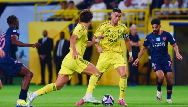 رونالدو يهدي النصر فوز مثير على حساب الفيحاء