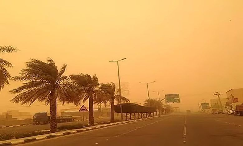 رياح نشطة وأتربة مثارة على منطقة نجران ومحافظة العقيق