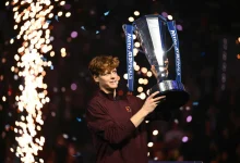 سينر يهزم ألكاراس ويحتفظ باللقب