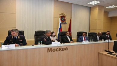 شرطة دبي تبحث سبل تعزيز التعاون الأمني مع الداخلية الروسية