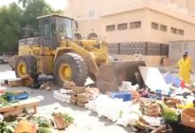 ضبط 20 مخالفاً وبائعاً متجولاً ومطلوباً أمنياً بالأحمدي