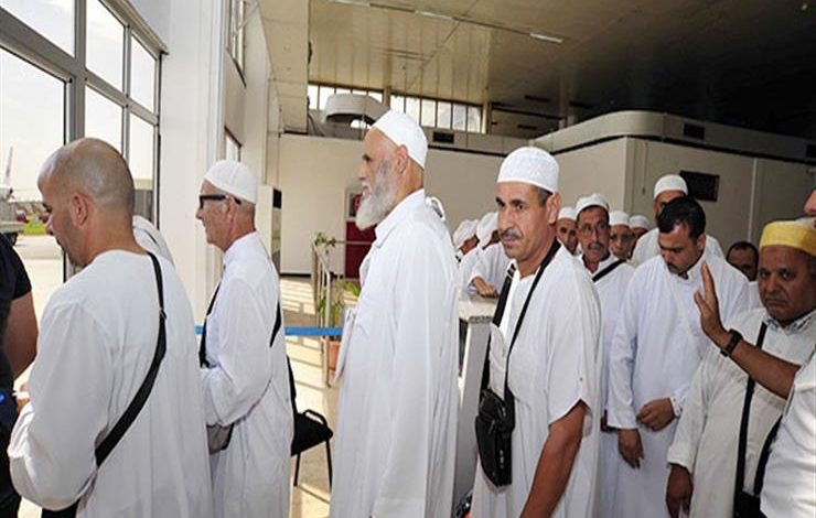 عضو اللجنة العليا للحج: السجن وغرامة تصل لـ 2 مليون جنيه عقوبة تنظيم رحلات حج خارج البعثة الرسمية