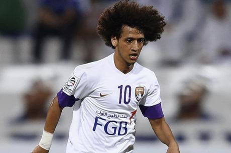 عمر عبد الرحمن يعلن اعتزاله كرة القدم