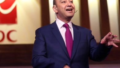 عمرو أديب ولميس الحديدي يحتفلان بقراءة فاتحة نجلهما نور