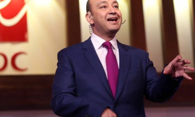 عمرو أديب ولميس الحديدي يحتفلان بقراءة فاتحة نجلهما نور