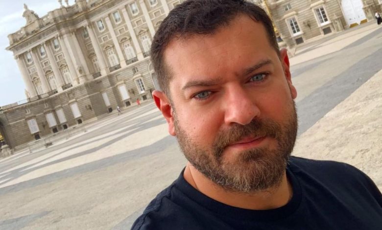 عمرو يوسف يرد على فيديو تجاهُله لدينا الشربيني.. فهل هناك خلاف بينهما؟!