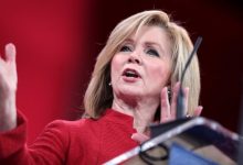 غوغل تسحب أداة ذكاء اصطناعي لفّقت فضيحة أخلاقية لسيناتور أمريكية