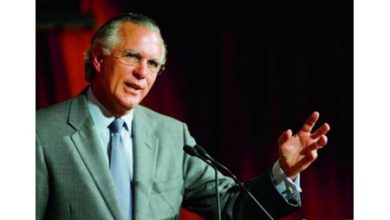 فيشر أميركا قد تلحق بإيطاليا واليونان في أزمة الديون والصين تؤكد عدم استطاعتها إنقاذ أوروبا باحتياطياتها