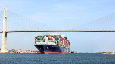 قناة السويس تمد العمل بتخفيضات رسوم عبور عدة أنواع من السفن حتى يونيو 2026