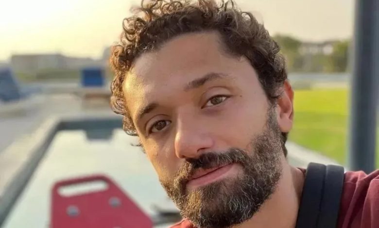 كريم محمود عبد العزيز يقدم الأغنية الدعائية لفيلم طلقني بمشاركة أحمد سعد