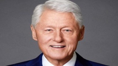 كلينتون ينفي أي علاقة بإبستين ويؤكد أنه لم يفعل شيئاً ولم يعرف شيئاً