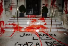 لدورها في تبرير الإبادة.. دعوات لمقاطعة "نيويورك تايمز"