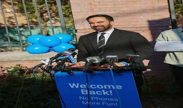 لقطة طريفة لممداني في مترو نيويورك تكشف أسلوبه غير التقليدي في التواصل مع المواطنين